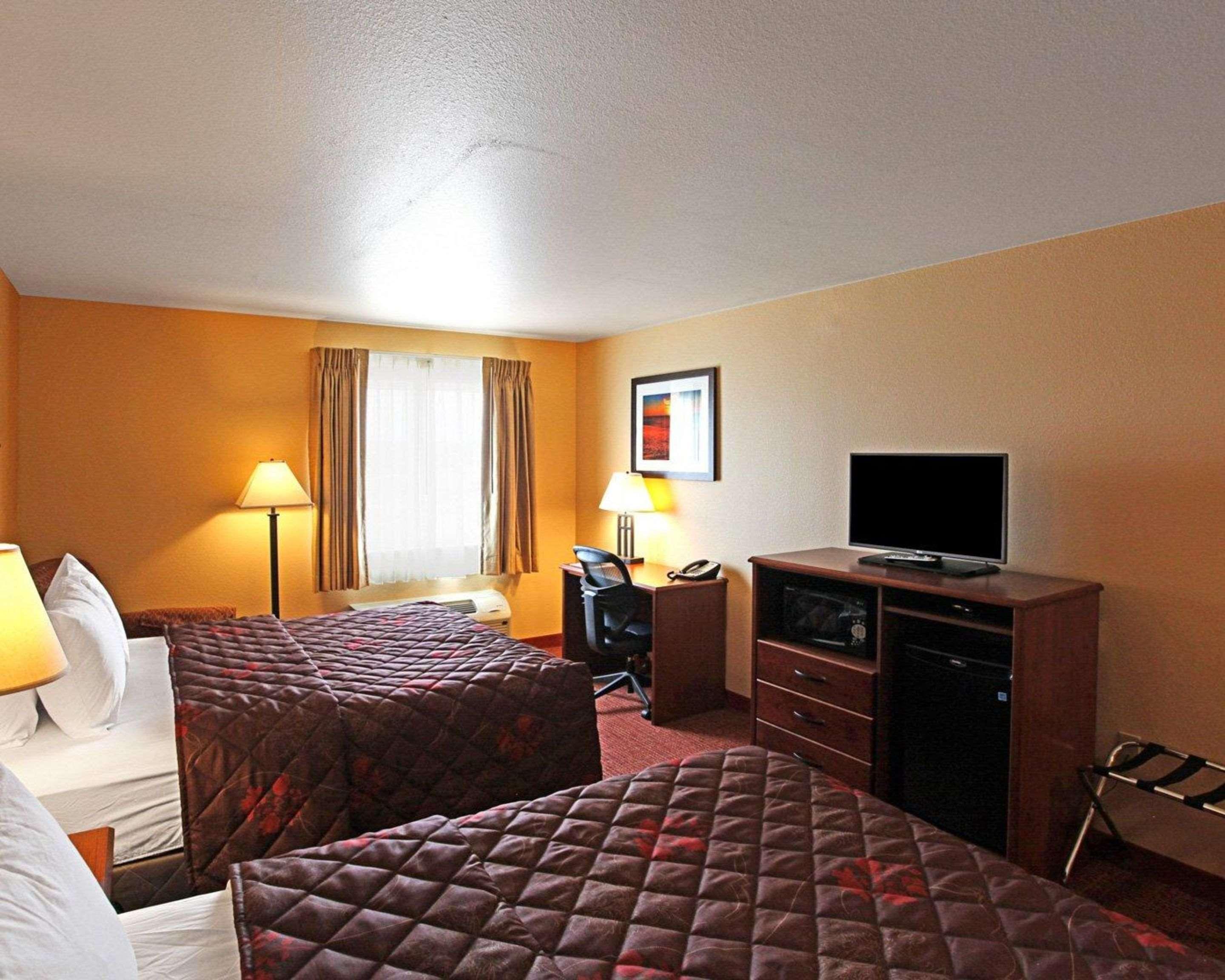 Rodeway Inn & Suites Phillipsburg Buitenkant foto