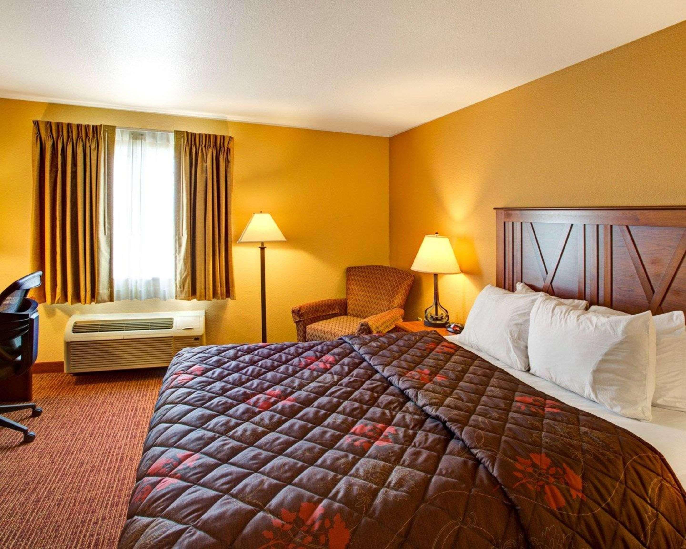 Rodeway Inn & Suites Phillipsburg Buitenkant foto
